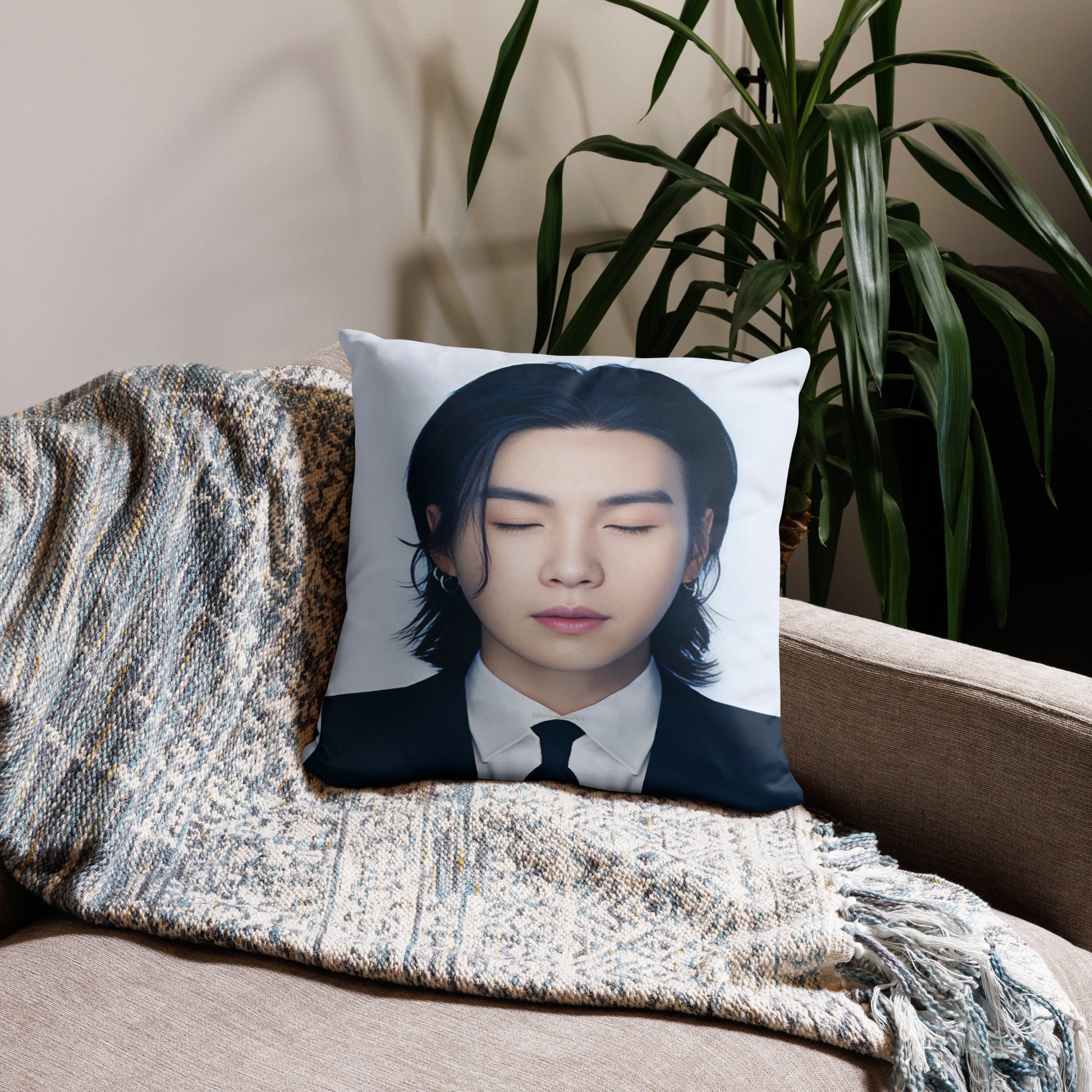 Yoongi Pillow